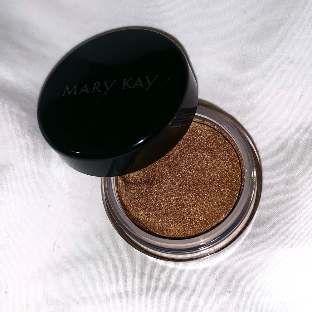 Mary Kay Cream Eye Color - iced cocoa